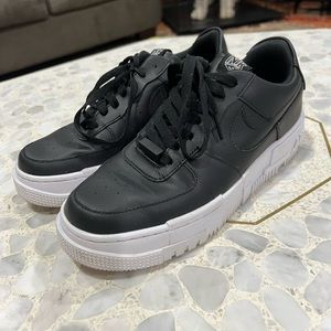 Women's Nike Air Force 1 Pixel Casual Shoes
